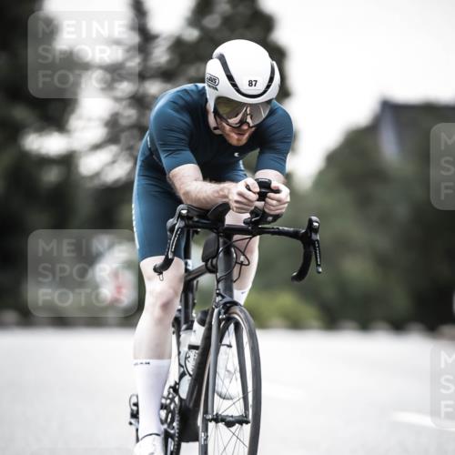 21.06.2026 - 29. Vierlanden-Triathlon H.Heesch http://msf.ph/oto/9911962 21.06.2026 09:48:30 Radfahren 12, 14, 36, 87 meine-sportfotos.de