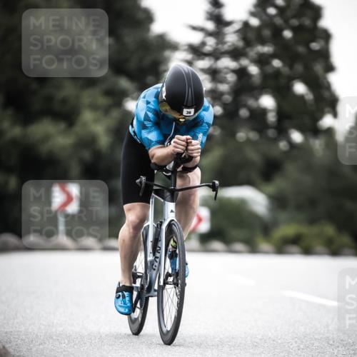 21.06.2026 - 29. Vierlanden-Triathlon H.Heesch http://msf.ph/oto/9911974 21.06.2026 09:48:36 Radfahren 12, 14, 36, 267 meine-sportfotos.de