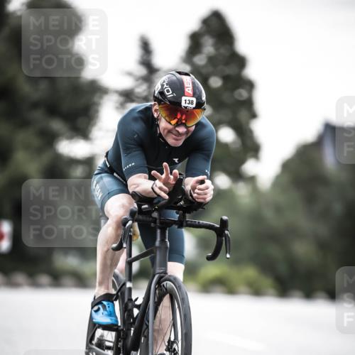 21.06.2026 - 29. Vierlanden-Triathlon H.Heesch http://msf.ph/oto/9912000 21.06.2026 09:48:49 Radfahren 138, 207, 247 meine-sportfotos.de