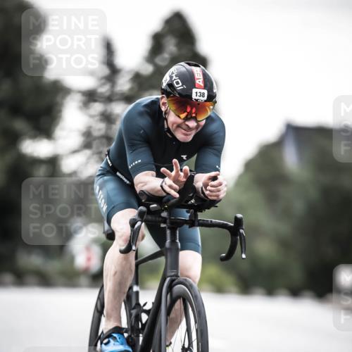 21.06.2026 - 29. Vierlanden-Triathlon H.Heesch http://msf.ph/oto/9912002 21.06.2026 09:48:49 Radfahren 138, 207, 247 meine-sportfotos.de