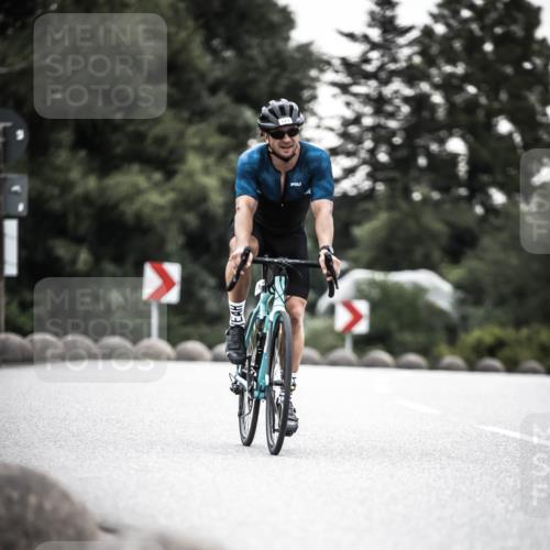 21.06.2026 - 29. Vierlanden-Triathlon H.Heesch http://msf.ph/oto/9912046 21.06.2026 09:49:14 Radfahren 113 meine-sportfotos.de