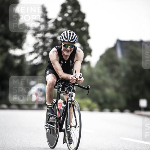 21.06.2026 - 29. Vierlanden-Triathlon H.Heesch http://msf.ph/oto/9912071 21.06.2026 09:49:27 Radfahren 116, 213, 298 meine-sportfotos.de
