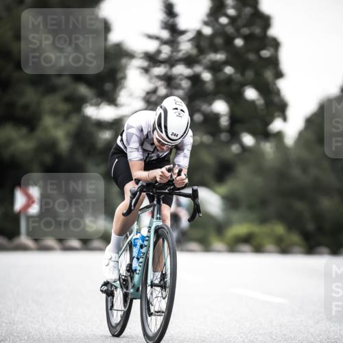 21.06.2026 - 29. Vierlanden-Triathlon H.Heesch http://msf.ph/oto/9912124 21.06.2026 09:51:16 Radfahren 32, 41, 42, 228, 244 meine-sportfotos.de