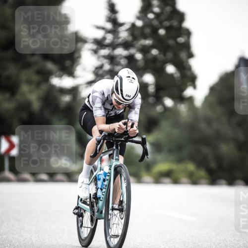 21.06.2026 - 29. Vierlanden-Triathlon H.Heesch http://msf.ph/oto/9912125 21.06.2026 09:51:16 Radfahren 32, 41, 42, 228, 244 meine-sportfotos.de