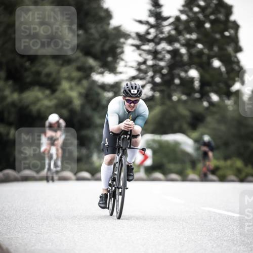 21.06.2026 - 29. Vierlanden-Triathlon H.Heesch http://msf.ph/oto/9912139 21.06.2026 09:51:21 Radfahren 32, 41, 42, 129, 228 meine-sportfotos.de