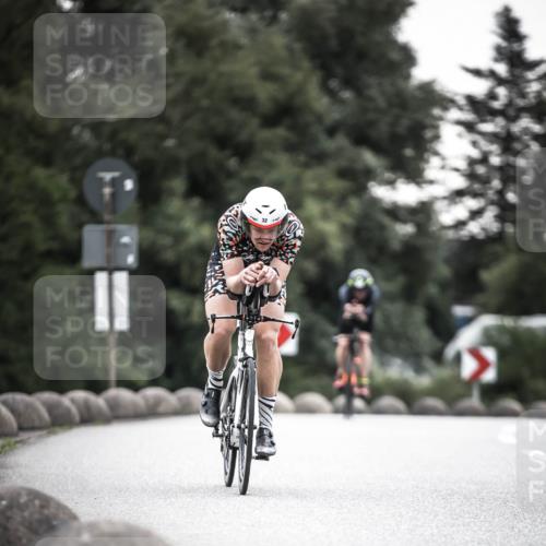 21.06.2026 - 29. Vierlanden-Triathlon H.Heesch http://msf.ph/oto/9912154 21.06.2026 09:51:23 Radfahren 32, 41, 42, 129 meine-sportfotos.de