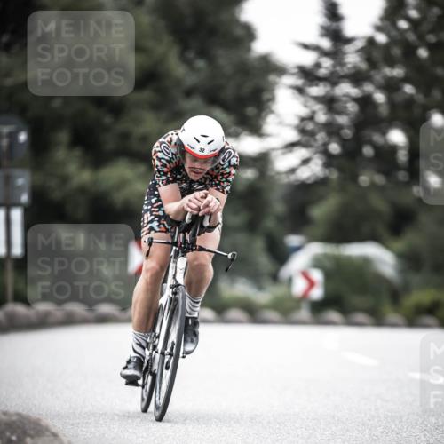 21.06.2026 - 29. Vierlanden-Triathlon H.Heesch http://msf.ph/oto/9912161 21.06.2026 09:51:23 Radfahren 32, 41, 42, 129 meine-sportfotos.de