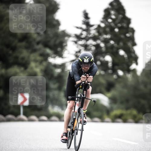 21.06.2026 - 29. Vierlanden-Triathlon H.Heesch http://msf.ph/oto/9912174 21.06.2026 09:51:25 Radfahren 32, 41, 42, 129 meine-sportfotos.de