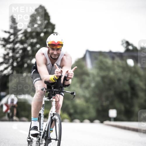 21.06.2026 - 29. Vierlanden-Triathlon H.Heesch http://msf.ph/oto/9912196 21.06.2026 09:52:02 Radfahren 61, 137, 211, 274, 300 meine-sportfotos.de