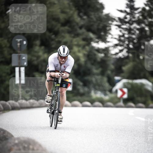 21.06.2026 - 29. Vierlanden-Triathlon H.Heesch http://msf.ph/oto/9912211 21.06.2026 09:52:06 Radfahren 76, 84, 132, 169, 211, 274, 300 meine-sportfotos.de