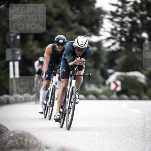 21.06.2026 - 29. Vierlanden-Triathlon H.Heesch http://msf.ph/oto/9912231 21.06.2026 09:52:13 Radfahren 76, 84, 132, 169, 193, 1355 meine-sportfotos.de
