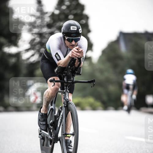 21.06.2026 - 29. Vierlanden-Triathlon H.Heesch http://msf.ph/oto/9912245 21.06.2026 09:52:16 Radfahren 76, 132, 193, 1355 meine-sportfotos.de