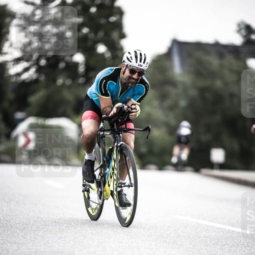 21.06.2026 - 29. Vierlanden-Triathlon H.Heesch http://msf.ph/oto/9912336 21.06.2026 09:53:41 Radfahren 72, 91, 106, 210, 266, 284 meine-sportfotos.de