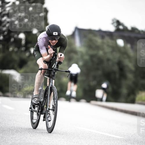 21.06.2026 - 29. Vierlanden-Triathlon H.Heesch http://msf.ph/oto/9912369 21.06.2026 09:54:03 Radfahren 45, 271 meine-sportfotos.de