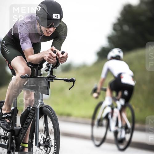 21.06.2026 - 29. Vierlanden-Triathlon H.Heesch http://msf.ph/oto/9912383 21.06.2026 09:54:04 Radfahren 45, 271 meine-sportfotos.de