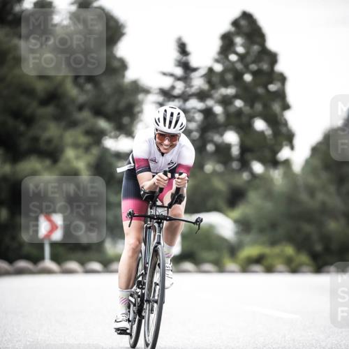 21.06.2026 - 29. Vierlanden-Triathlon H.Heesch http://msf.ph/oto/9912406 21.06.2026 09:54:32 Radfahren 4, 99, 141, 226 meine-sportfotos.de