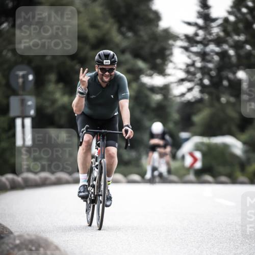 21.06.2026 - 29. Vierlanden-Triathlon H.Heesch http://msf.ph/oto/9912422 21.06.2026 09:54:57 Radfahren 128, 148, 292, 293 meine-sportfotos.de