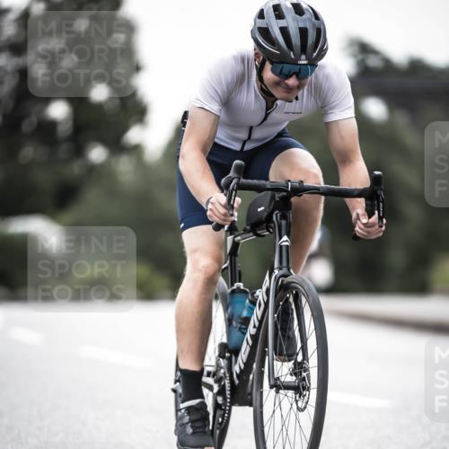 21.06.2026 - 29. Vierlanden-Triathlon H.Heesch http://msf.ph/oto/9912476 21.06.2026 09:55:22 Radfahren 20 meine-sportfotos.de