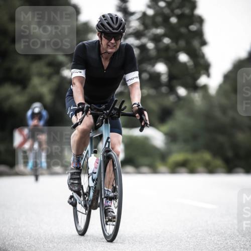 21.06.2026 - 29. Vierlanden-Triathlon H.Heesch http://msf.ph/oto/9912489 21.06.2026 09:55:35 Radfahren 142, 177, 184, 235, 252 meine-sportfotos.de
