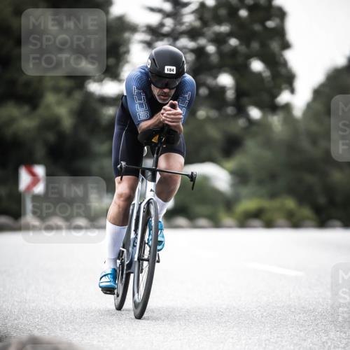 21.06.2026 - 29. Vierlanden-Triathlon H.Heesch http://msf.ph/oto/9912500 21.06.2026 09:55:37 Radfahren 142, 177, 184, 235, 252 meine-sportfotos.de