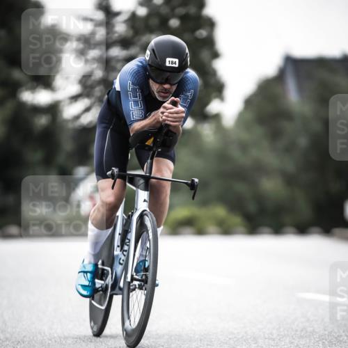 21.06.2026 - 29. Vierlanden-Triathlon H.Heesch http://msf.ph/oto/9912503 21.06.2026 09:55:37 Radfahren 142, 177, 184, 235, 252 meine-sportfotos.de