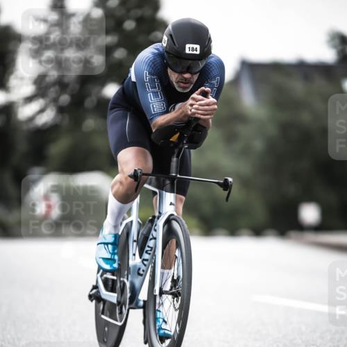 21.06.2026 - 29. Vierlanden-Triathlon H.Heesch http://msf.ph/oto/9912505 21.06.2026 09:55:38 Radfahren 142, 177, 184, 252 meine-sportfotos.de