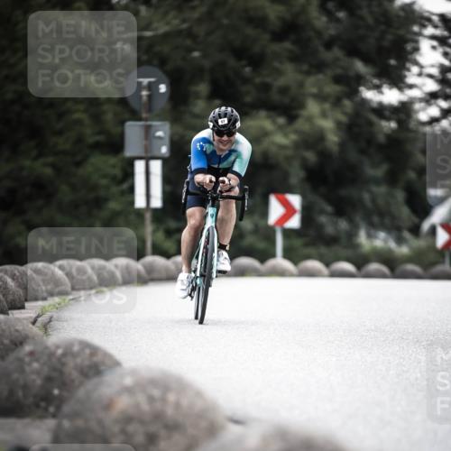 21.06.2026 - 29. Vierlanden-Triathlon H.Heesch http://msf.ph/oto/9912508 21.06.2026 09:56:13 Radfahren 57 meine-sportfotos.de