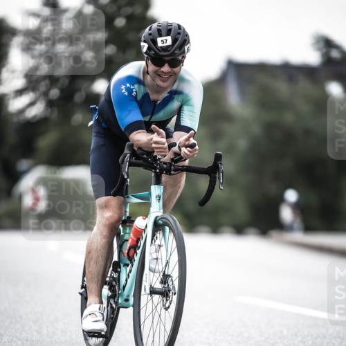 21.06.2026 - 29. Vierlanden-Triathlon H.Heesch http://msf.ph/oto/9912533 21.06.2026 09:56:15 Radfahren 14, 57 meine-sportfotos.de