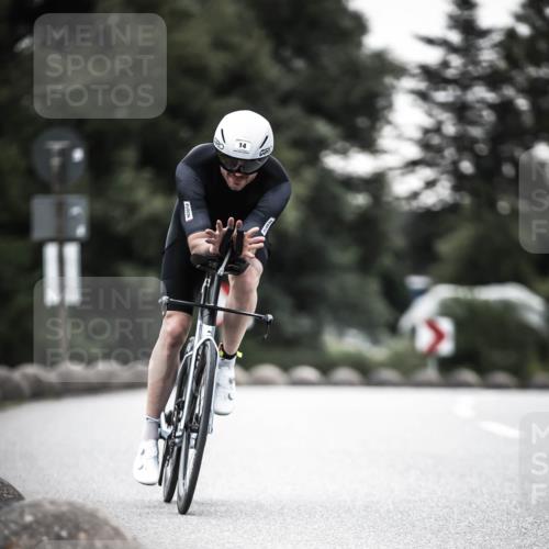 21.06.2026 - 29. Vierlanden-Triathlon H.Heesch http://msf.ph/oto/9912537 21.06.2026 09:56:22 Radfahren 14 meine-sportfotos.de