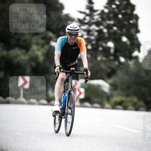21.06.2026 - 29. Vierlanden-Triathlon H.Heesch http://msf.ph/oto/9912555 21.06.2026 09:56:34 Radfahren 103, 259, 291 meine-sportfotos.de