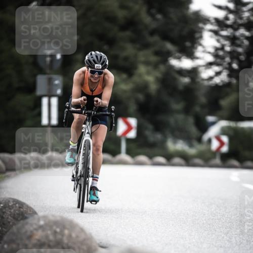 21.06.2026 - 29. Vierlanden-Triathlon H.Heesch http://msf.ph/oto/9912618 21.06.2026 09:57:08 Radfahren 243, 253 meine-sportfotos.de