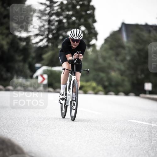 21.06.2026 - 29. Vierlanden-Triathlon H.Heesch http://msf.ph/oto/9912703 21.06.2026 09:58:04 Radfahren 19, 54, 267 meine-sportfotos.de