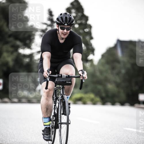 21.06.2026 - 29. Vierlanden-Triathlon H.Heesch http://msf.ph/oto/9912715 21.06.2026 09:58:05 Radfahren 19, 54, 267 meine-sportfotos.de