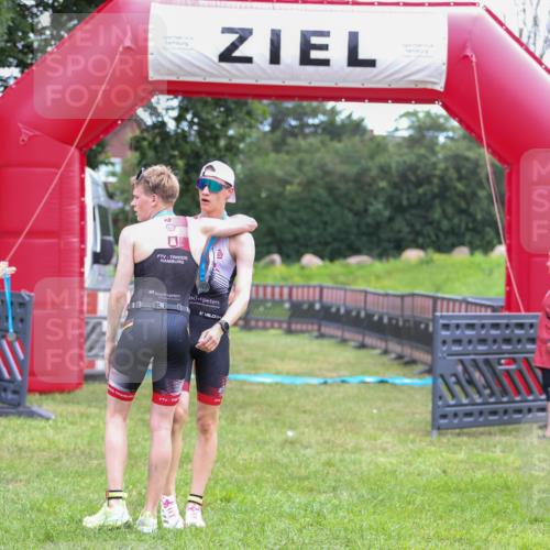 21.06.2026 - 29. Vierlanden-Triathlon Andreas Tolksdorf http://msf.ph/oto/9912942 21.06.2026 10:55:56 Ziel 210, 339 meine-sportfotos.de