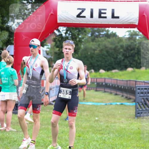 21.06.2026 - 29. Vierlanden-Triathlon Andreas Tolksdorf http://msf.ph/oto/9912946 21.06.2026 10:55:58 Ziel 210, 339 meine-sportfotos.de