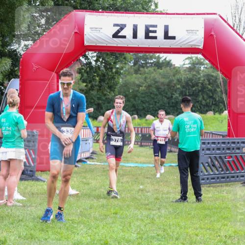 21.06.2026 - 29. Vierlanden-Triathlon Andreas Tolksdorf http://msf.ph/oto/9912964 21.06.2026 10:56:05 Ziel 210 meine-sportfotos.de