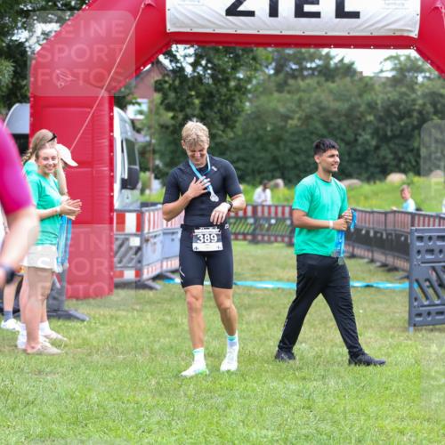 21.06.2026 - 29. Vierlanden-Triathlon Andreas Tolksdorf http://msf.ph/oto/9913029 21.06.2026 10:59:15 Ziel  meine-sportfotos.de