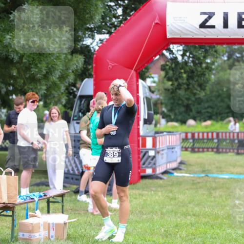 21.06.2026 - 29. Vierlanden-Triathlon Andreas Tolksdorf http://msf.ph/oto/9913032 21.06.2026 10:59:17 Ziel  meine-sportfotos.de