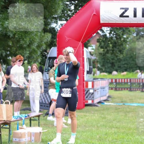 21.06.2026 - 29. Vierlanden-Triathlon Andreas Tolksdorf http://msf.ph/oto/9913035 21.06.2026 10:59:17 Ziel  meine-sportfotos.de