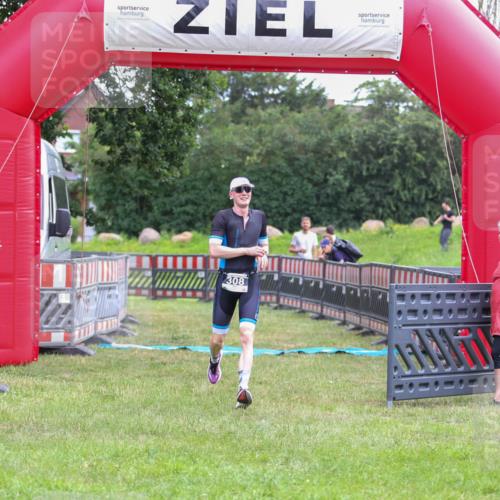 21.06.2026 - 29. Vierlanden-Triathlon Andreas Tolksdorf http://msf.ph/oto/9913110 21.06.2026 11:00:41 Ziel 308 meine-sportfotos.de