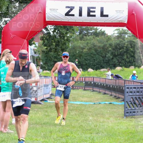 21.06.2026 - 29. Vierlanden-Triathlon Andreas Tolksdorf http://msf.ph/oto/9913302 21.06.2026 11:04:59 Ziel 430 meine-sportfotos.de