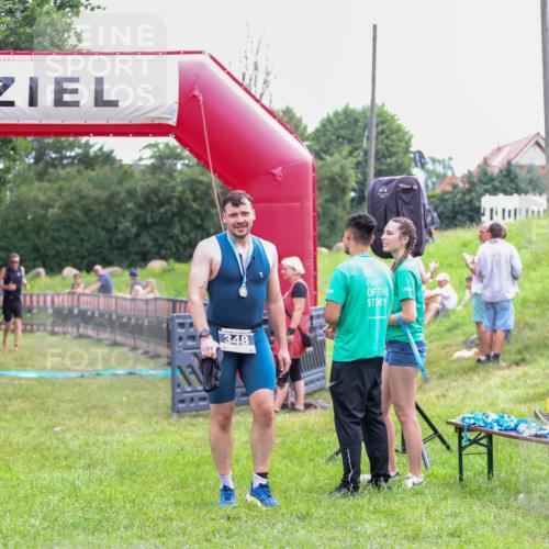 21.06.2026 - 29. Vierlanden-Triathlon Andreas Tolksdorf http://msf.ph/oto/9913439 21.06.2026 11:07:37 Ziel 207 meine-sportfotos.de