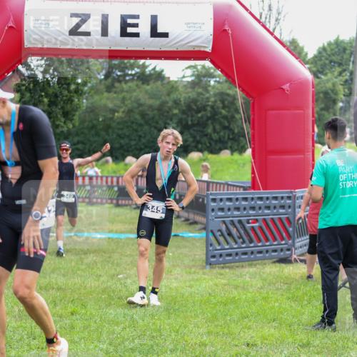 21.06.2026 - 29. Vierlanden-Triathlon Andreas Tolksdorf http://msf.ph/oto/9913480 21.06.2026 11:08:07 Ziel 349 meine-sportfotos.de