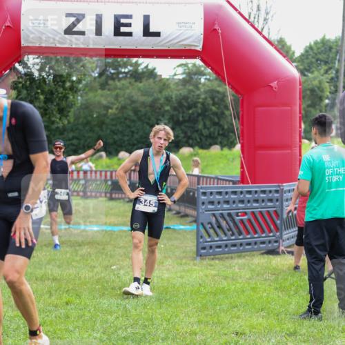 21.06.2026 - 29. Vierlanden-Triathlon Andreas Tolksdorf http://msf.ph/oto/9913481 21.06.2026 11:08:07 Ziel 349 meine-sportfotos.de