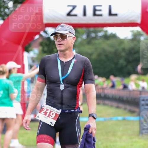 21.06.2026 - 29. Vierlanden-Triathlon Andreas Tolksdorf http://msf.ph/oto/9913646 21.06.2026 11:11:14 Ziel 354 meine-sportfotos.de