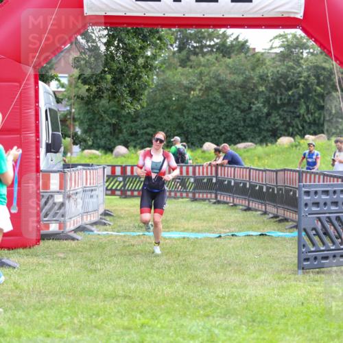 21.06.2026 - 29. Vierlanden-Triathlon Andreas Tolksdorf http://msf.ph/oto/9913876 21.06.2026 11:16:24 Ziel 449, 609 meine-sportfotos.de