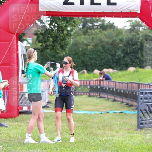 21.06.2026 - 29. Vierlanden-Triathlon Andreas Tolksdorf http://msf.ph/oto/9913897 21.06.2026 11:16:27 Ziel 449, 474, 609 meine-sportfotos.de