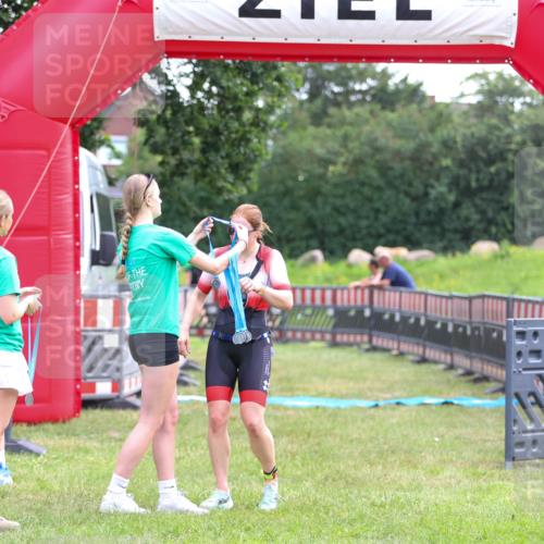 21.06.2026 - 29. Vierlanden-Triathlon Andreas Tolksdorf http://msf.ph/oto/9913900 21.06.2026 11:16:27 Ziel 449, 474, 609 meine-sportfotos.de