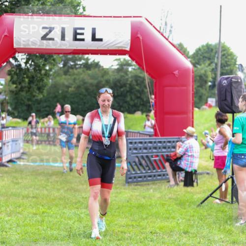 21.06.2026 - 29. Vierlanden-Triathlon Andreas Tolksdorf http://msf.ph/oto/9913911 21.06.2026 11:16:34 Ziel 347, 449, 474 meine-sportfotos.de