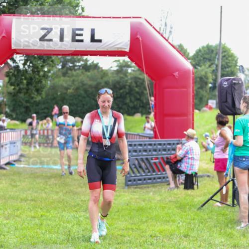 21.06.2026 - 29. Vierlanden-Triathlon Andreas Tolksdorf http://msf.ph/oto/9913912 21.06.2026 11:16:34 Ziel 347, 449, 474 meine-sportfotos.de